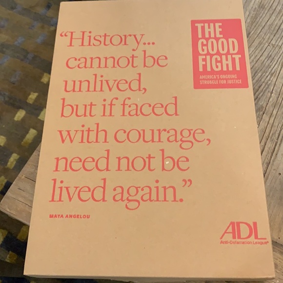 The Good Fight coffee table book NEW - Picture 5 of 7